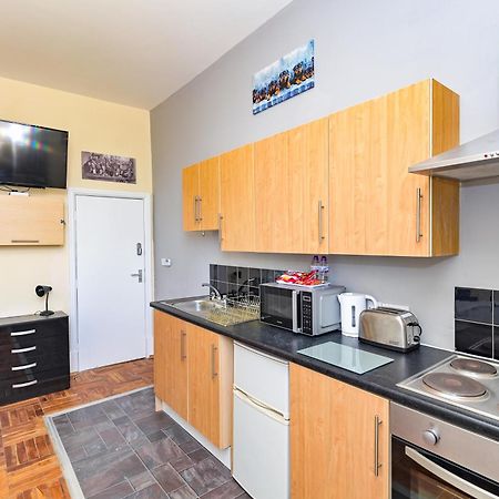 The Elm Wood Apartments Huddersfield Camera foto
